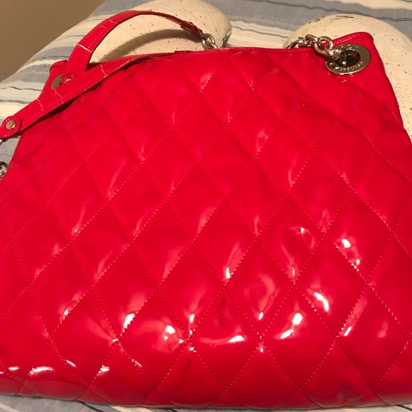 Coach liquid gloss patent leather large bag. - Picture 5 of 7